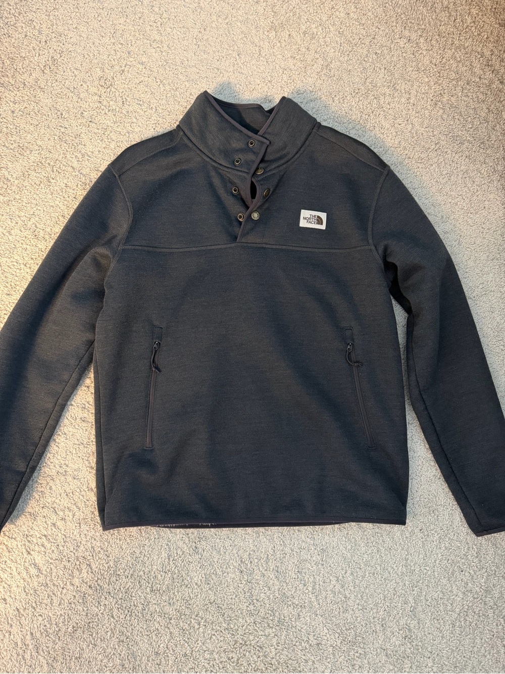 The North Face Men's Black Snap-Button Funnel Neck Pullover